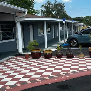 2* Motel Red Carpet Daytona