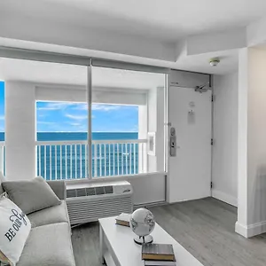  Aparthotel Daytona Ocean Front