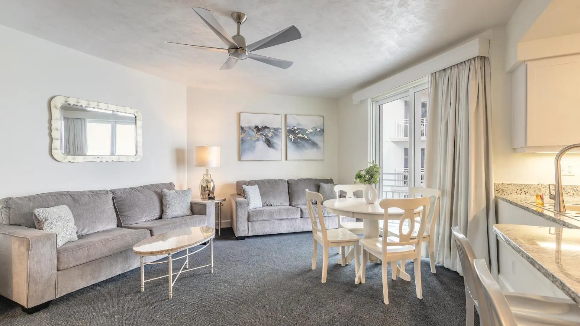 Beachfront Bliss At Ocean Walk Resort - Unit 1701 Daytona Beach Aparthotel